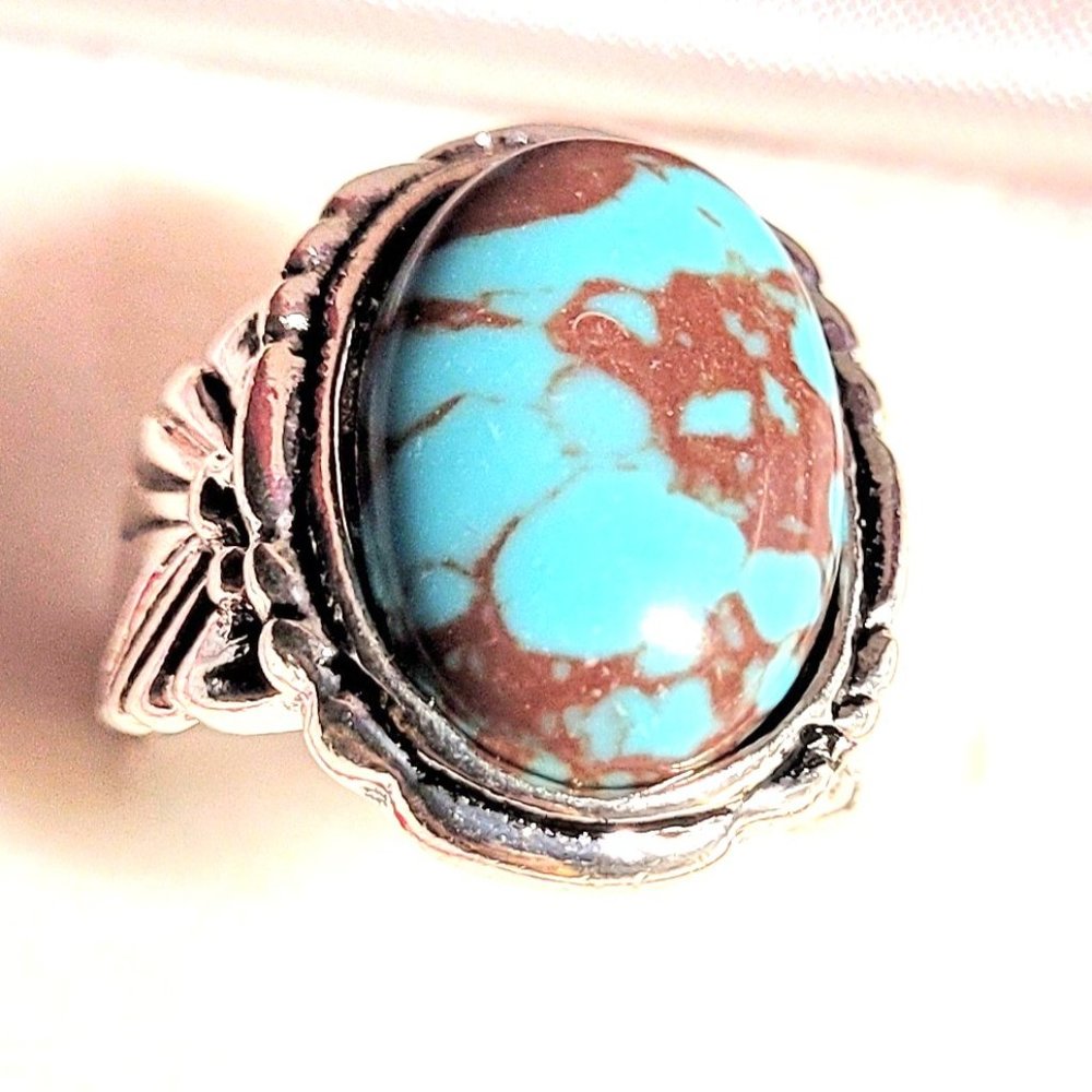 New Vintage Silver Style Sculpted Band Turquoise Cabochon Fashion Ring Size 8